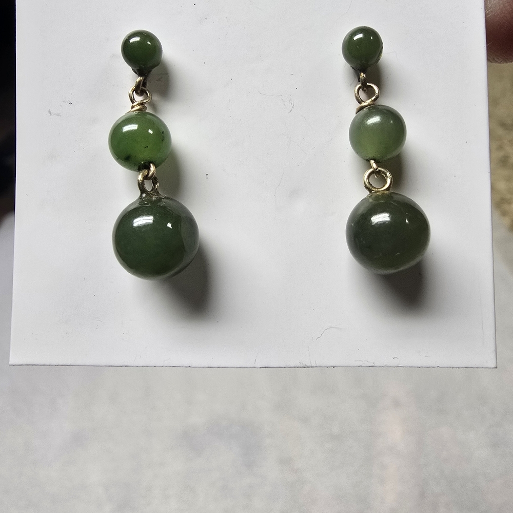 JADITE DROP EARRINGS